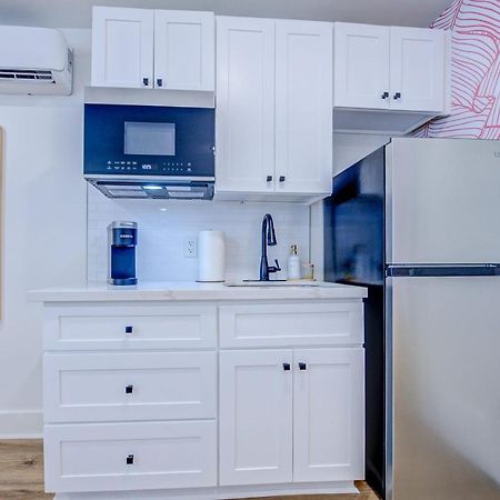 Pink Flamingo Studio Apartment Galveston Eksteriør bilde